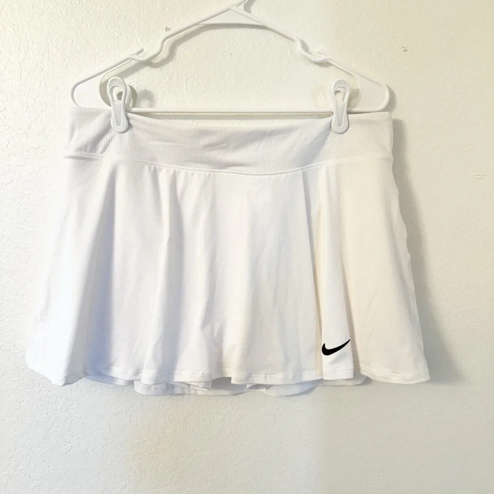 Nike Court Dri-FIT Victory Women's Flouncy Tennis Skirt White Size XL CV4729-100